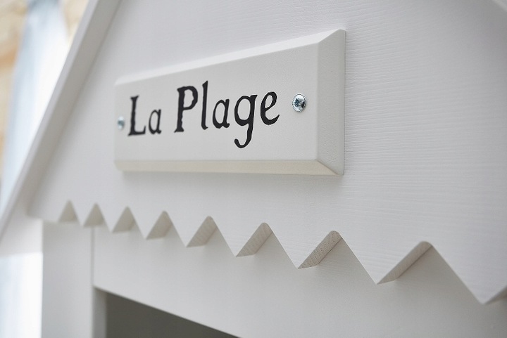 Pinio,&#x20;Marsylia&#x20;-&#x20;dekor&#x20;z&#x20;napisem