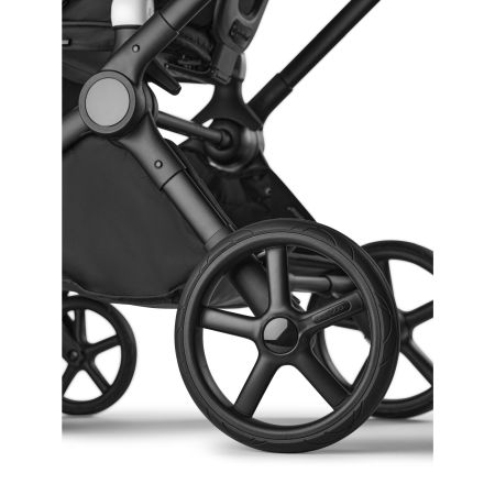 Bugaboo Cub - wózek głęboko-spacerowy 2w1 z odpornymi na przebicie kołami