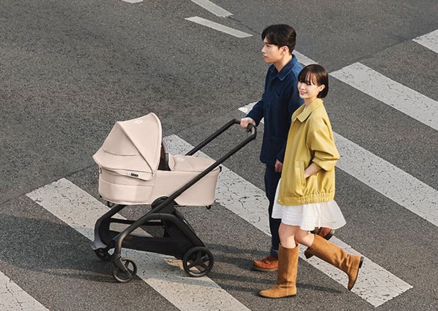 Bugaboo Dragonfly Plus - komfortowy wózek głęboko-spacerowy