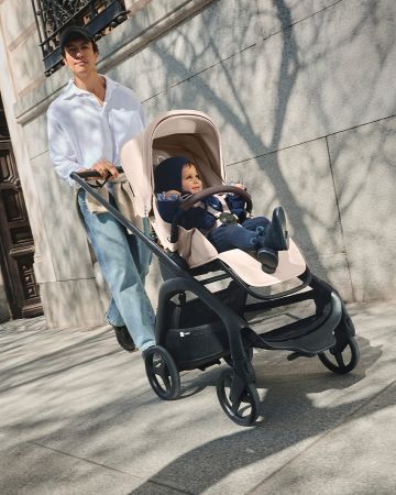 Bugaboo Dragonfly Plus - miejski wózek spacerowy z pełną amortyzacją kół