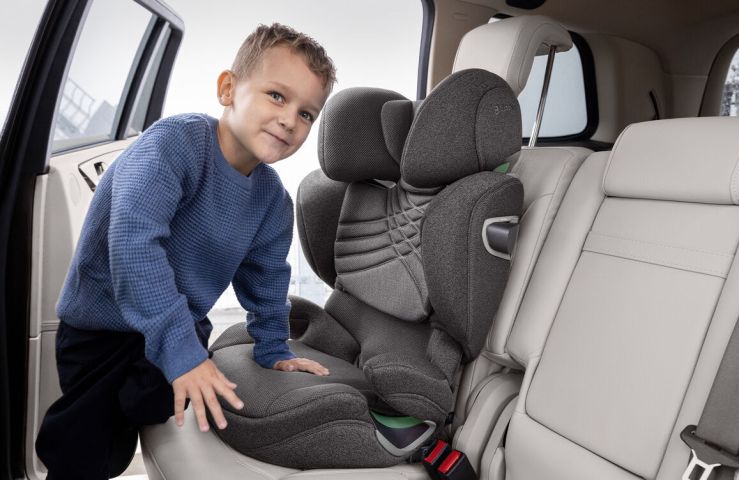 Cybex Solution T i-Fix - fotelik samochodowy dla dzieci od 100 do 150 cm wzrostu wygodny i bezpieczny