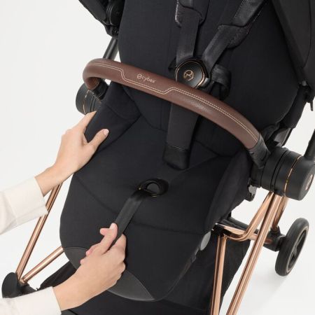 Cybex Mios 4.0 Style Tapicerka siedziska z systemem regulacji pasów jednym pociągnięciem
