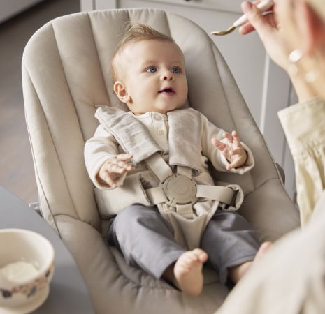 Elodie Details Newborn Seat Grace - komfortowy leżaczek dla noworodka
