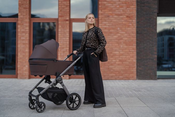 Espiro Yoga - uniwersalny wózek głęboko-spacerowy 2w1 z systemem Voice of Nature