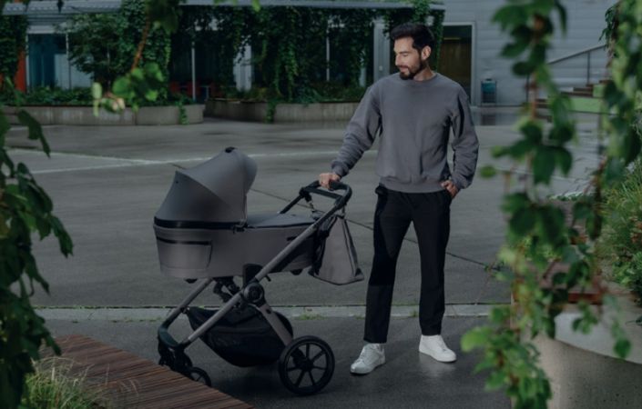 Espiro Yoga - uniwersalny wózek głęboko-spacerowy z bogatym wyposażeniem