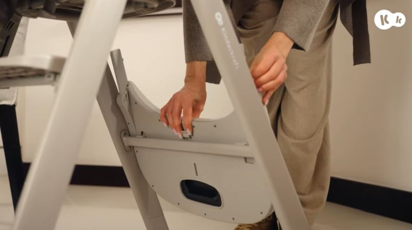 Kinderkraft Tino - krzesełko do karmienia 3w1 z tacką