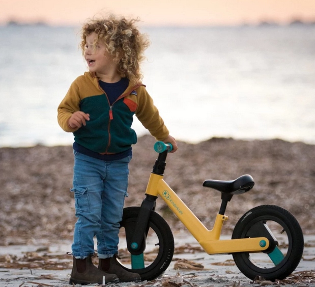 Kinderkraft GoSwift - lekki rowerek biegowy w mamaija