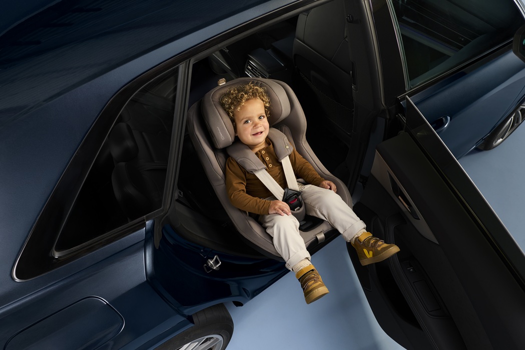 Maxi Cosi Pearl Slide Pro, fotelik wysuwany SlideTech 2
