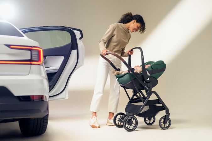 Maxi-Cosi Pebble 360 Pro - obrotowy fotelik samochodowy z możliwością montażu na wózkach