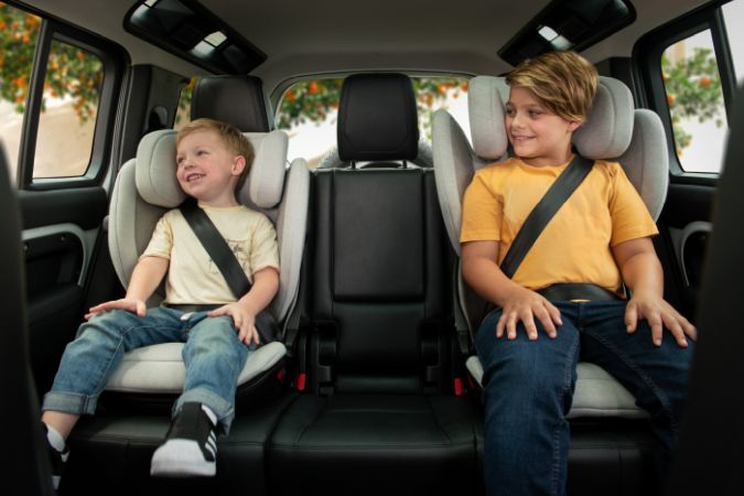 Nuna AACE lx -fotelik samochodowy 100-150 cm, który rośnie razem dzieckiem