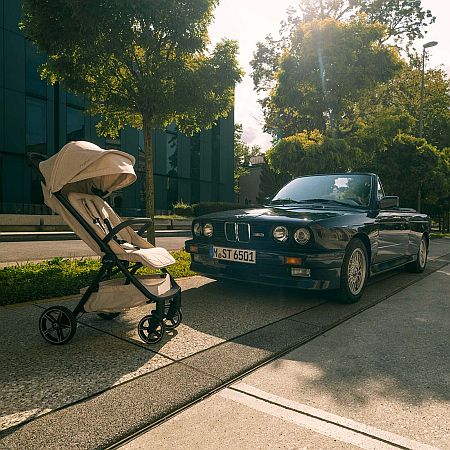 Nuna TRVL LX BMW - ekskluzywny wózek spacerowy