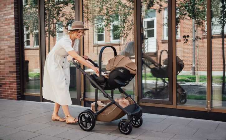 Britax Romer Smile 5Z - wózek spacerowy z możliwością montażu fotelika