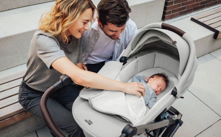 Britax Romer Smile 5Z - uniwersalny wózek głęboko-spacerowy 2 w 1 z komfortową gondolą