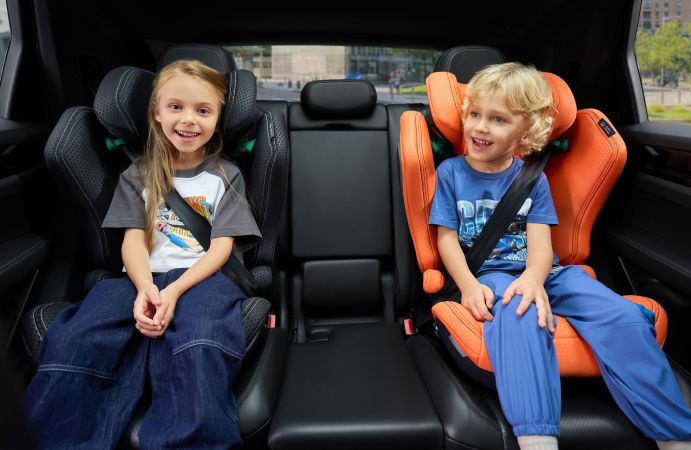 Recaro Axion 1 - fotelik samochodowy od 100 do 150 cm ze zintegrowanym systemem wentylacji