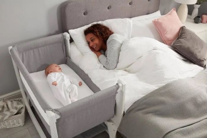 Shnuggle Komfortowe łóżeczko dostawne dla niemowlaka AIR Bedside Crib