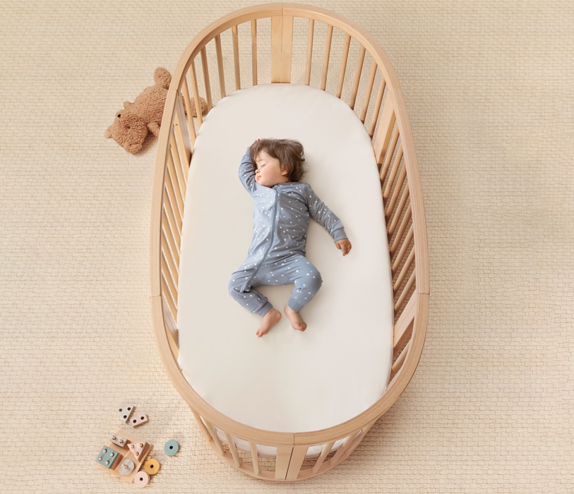 Stokke Sleepi w kolorze Natural do 5 roku życia