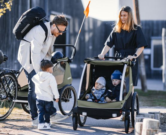 Thule Courier - przyczepka rowerowa z funkcją wózka spacerowego