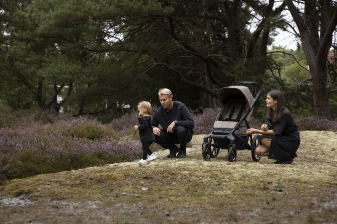 Thule Urban Glide 4-wheel - wygodny wózek terenowy z magnetyczną klamrą 2w1