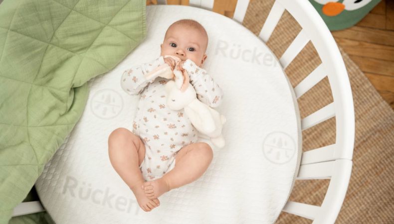 Rucken Aseptic Mały materac do łóżeczka dziecięcego Waldin 7w1