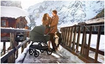 zimowy spacer w pięknej górskiej scenerii z wózkiem inglesina
