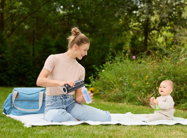 Baby Brezza Superszybki przenośny podgrzewacz z wydajną baterią