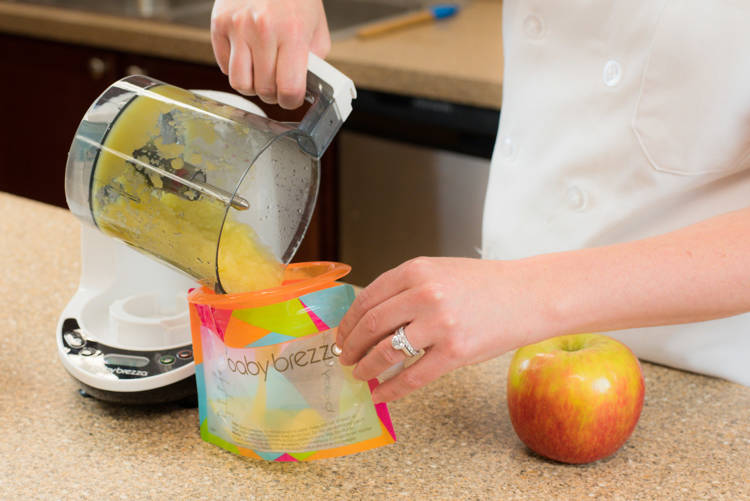 Baby Brezza Food Maker Deluxe - urządzenie do przygotowywania posiłków