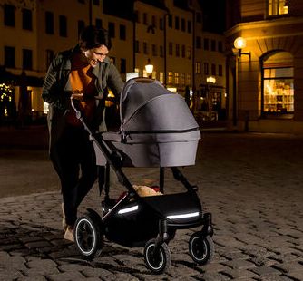Britax Romer Smile 3 Komfort - wózek głęboko - spacerowy z fotelikiem Baby-Safe 3 i-Size 3w1 z odblaskowymi elementami