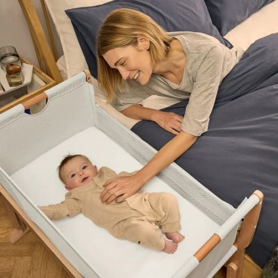 Boczna ścianka SnuzPod Studio z zamkiem błyskawicznym i siatkowym panelem